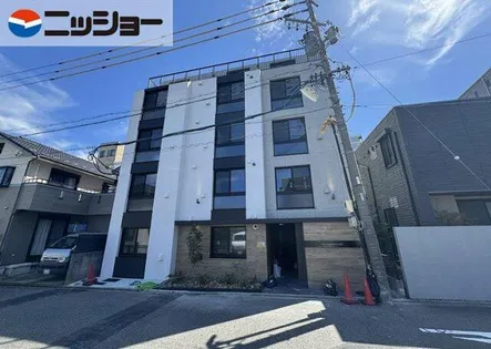 AMIRL PREMIER HEIAN-DORI【2階】の外観