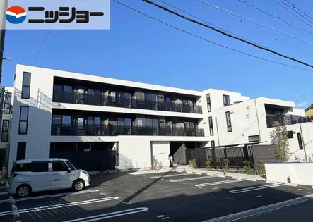 AURALEE【3階】の外観