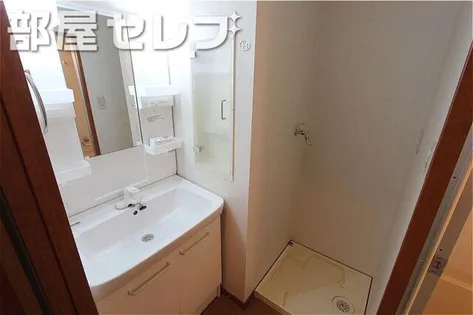 御器所フォーラム【206号室】の内装