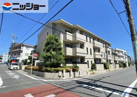 ハイライフ本山【1階】の外観