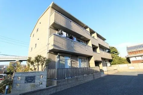 ボヌール【3階】の外観