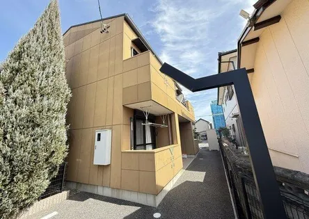 プチタウンかずみ【1階】の外観