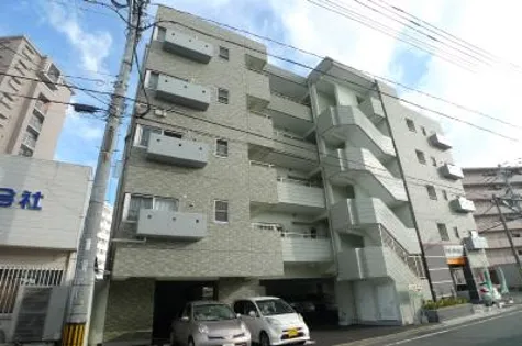 フォレスト穴生の画像