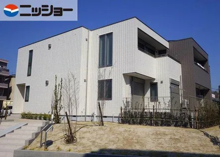 レジデンス香流【1階】の外観