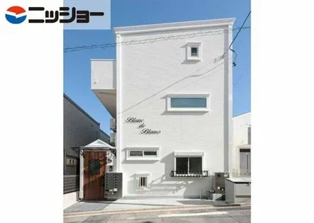 Blanc de Blancs【1階】の外観