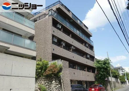 レスポアール鶴舞【4階】の外観