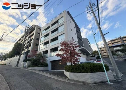 コモド覚王山【3階】の外観