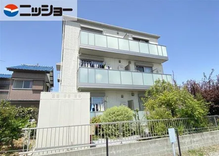 ラサーナ桂の画像