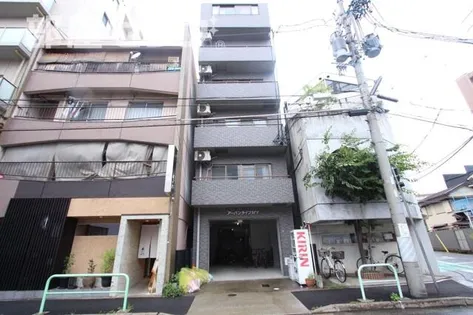 アーバンライフMY【2階】の外観