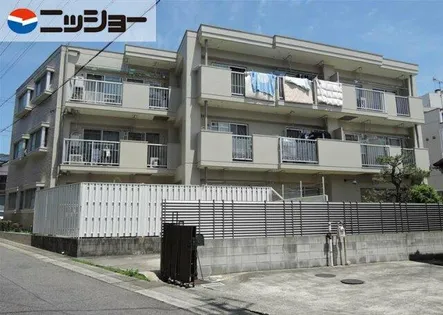 サンシティ覚王山【1階】の外観