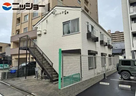 グリーンコーポ四季【2階】の外観