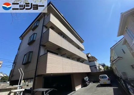 アーティアムの画像