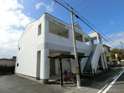 エデン中央本町【2階】の外観