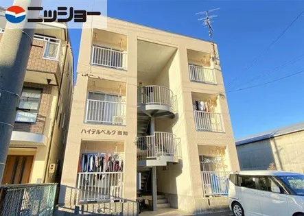 ハイデルベルク当知【3階】の外観