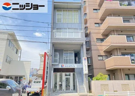 ワンダービル【3階】の外観