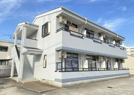 ベルの木【1階】の外観