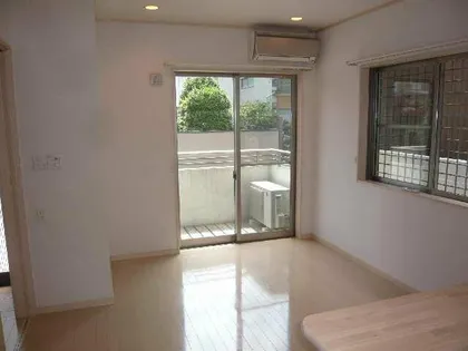 サンパレッタ【2階】の居間