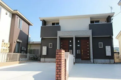 愛知県日進市竹の山4丁目【テラスハウス】の外観