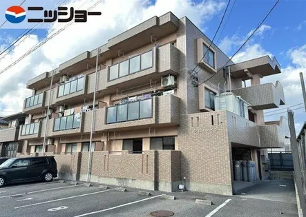 ウエストインの画像