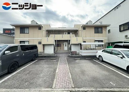 ドミール鈴木【2階】の外観