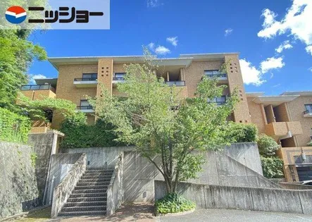 三渓ヒルズ E棟の画像