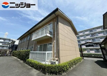 柱三番館【1階】の外観