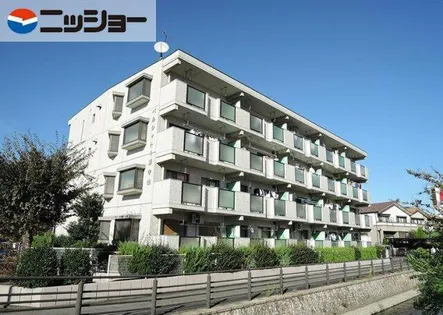 ベルシャトー新守山の画像