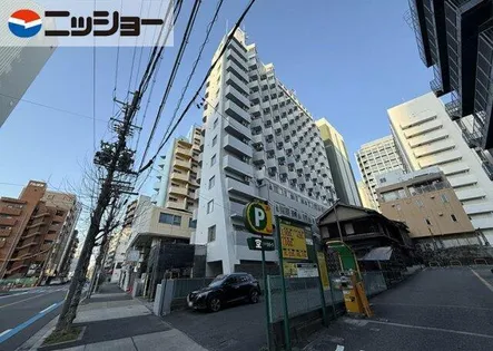 サンパーク丸の内【3階】の外観