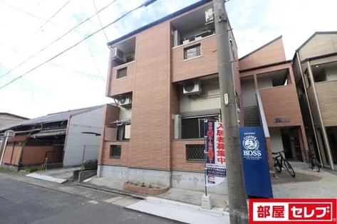 カーメル【2階】の外観