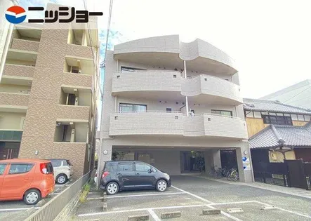 シャルム法羊【2階】の外観