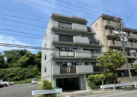 ヒルトンブルー【2階】の外観