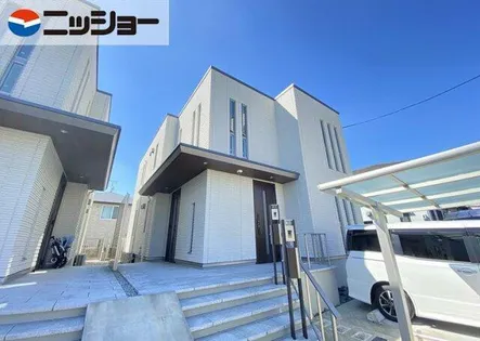 AZUR HONGO WESTの画像