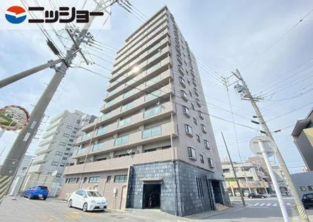 シャイニング ヒルズの画像