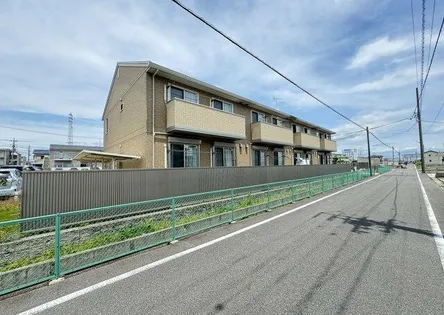 リバーベル【1階】の外観