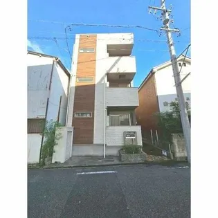 shiva apartment【3階】の外観