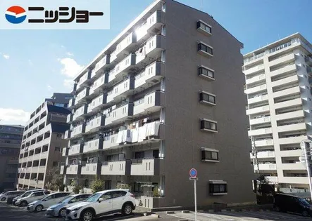 グランドヒルズ日進【1階】の外観