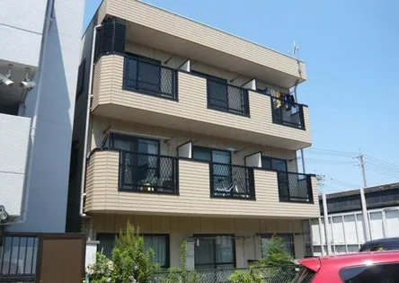 GRACIAS HARA【1階】の外観