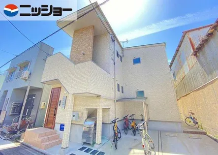 フィオーレ東海通【1階】の外観