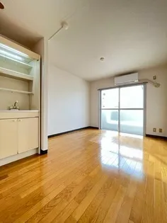 プレアール紫の画像