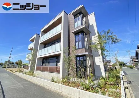 ラ ソルティ【2階】の外観