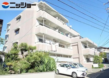 ラ・メイユール【3階】の外観