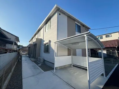 Holly【2階】の外観