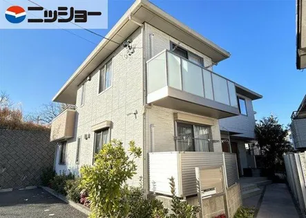 LA TOUR 日進の画像