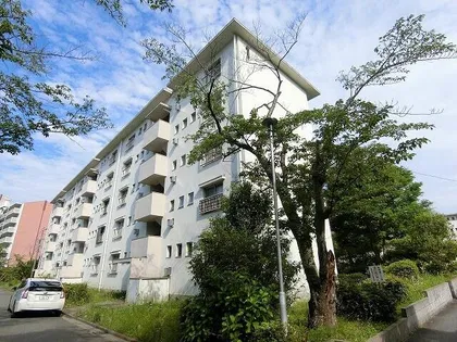 鈴蘭台第3団地6号棟の画像