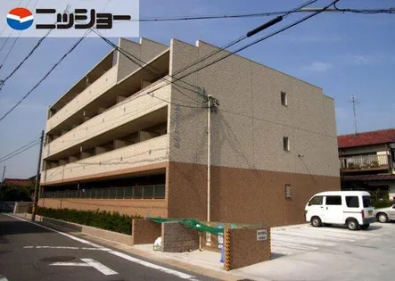 アヴニール新山の画像