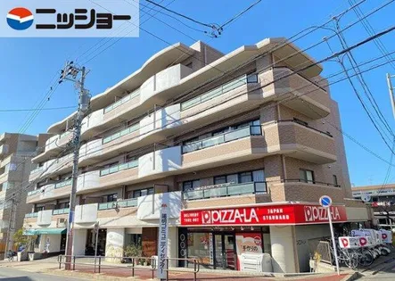メゾン ファミールの画像