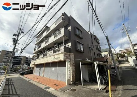 レジデンス川名山【2階】の外観