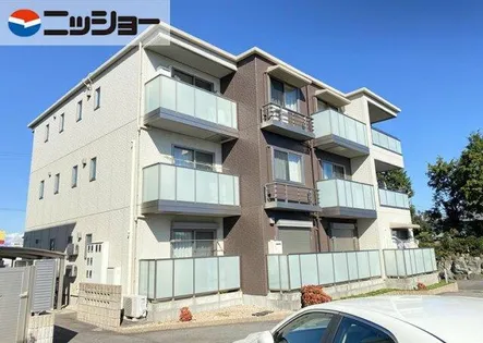 シャーメゾン休郷の画像