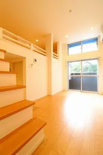 glory【1階】の外観