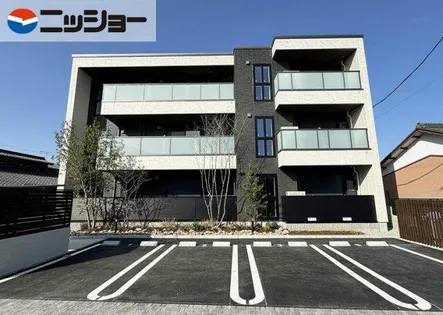 エスティーラの画像